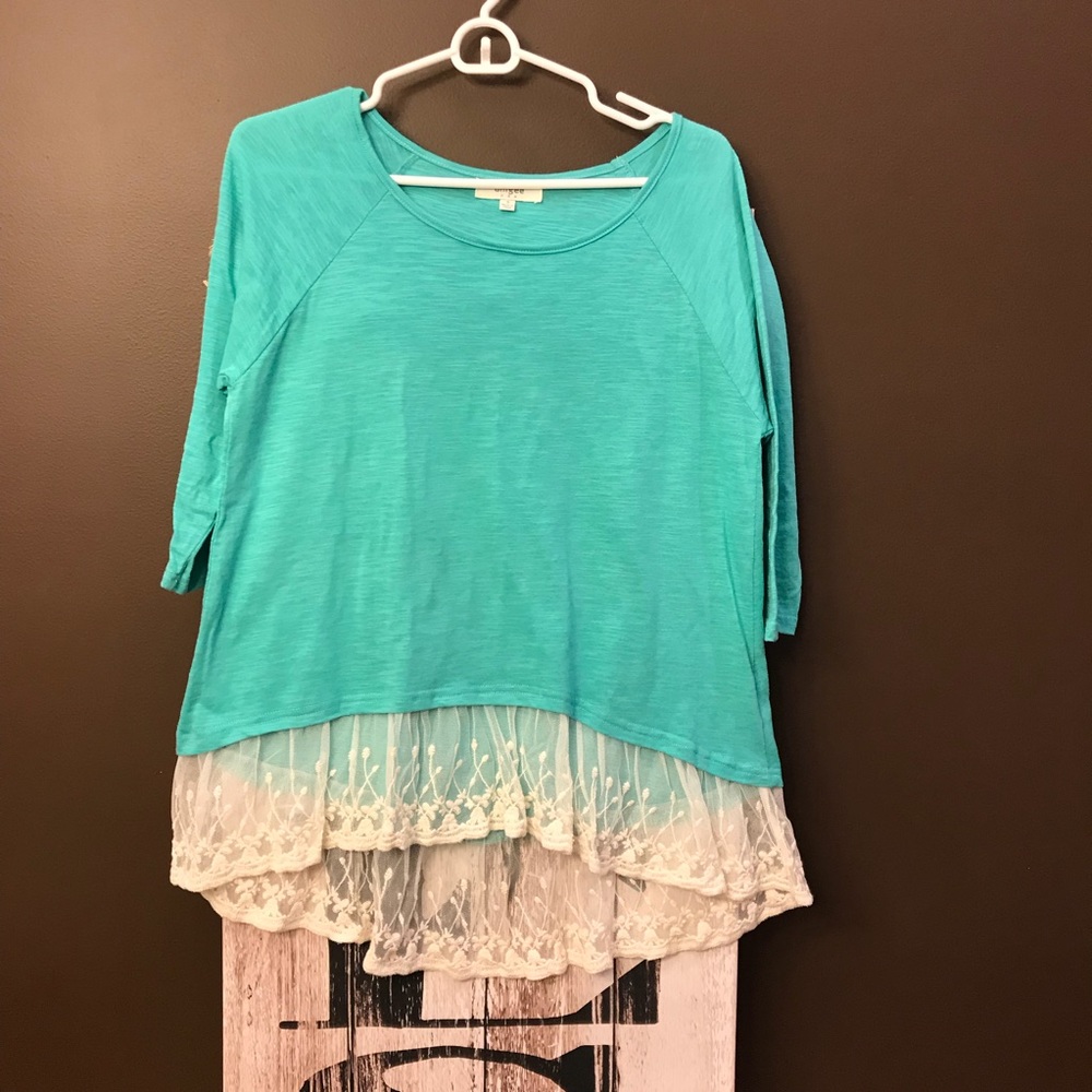 Umgee blouse. Size small.